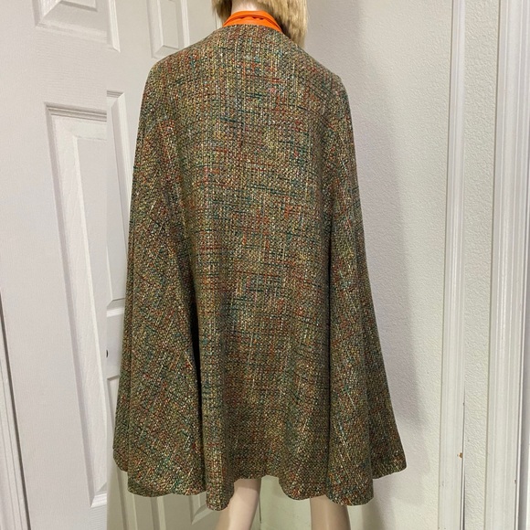 DAM Fashion DEBORAH ANN MACK Lambskin Tweed Wool Poncho Cape With Armhole Size 8 - Picture 3 of 16